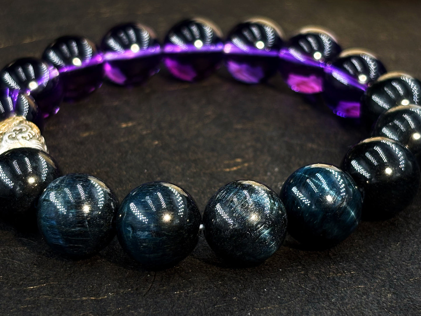 Dreamweaver's Amulet Men's Bracelet-Amethyst&Wolf's Eye 10mm