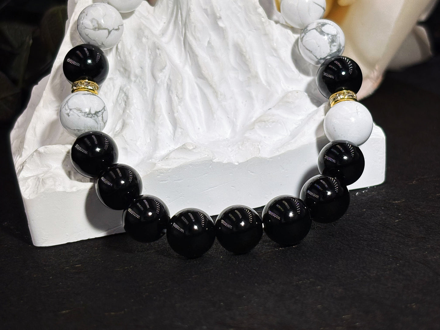 Serenity's Embrace Men's Bracelet-Black Onyx&Howlite 10mm