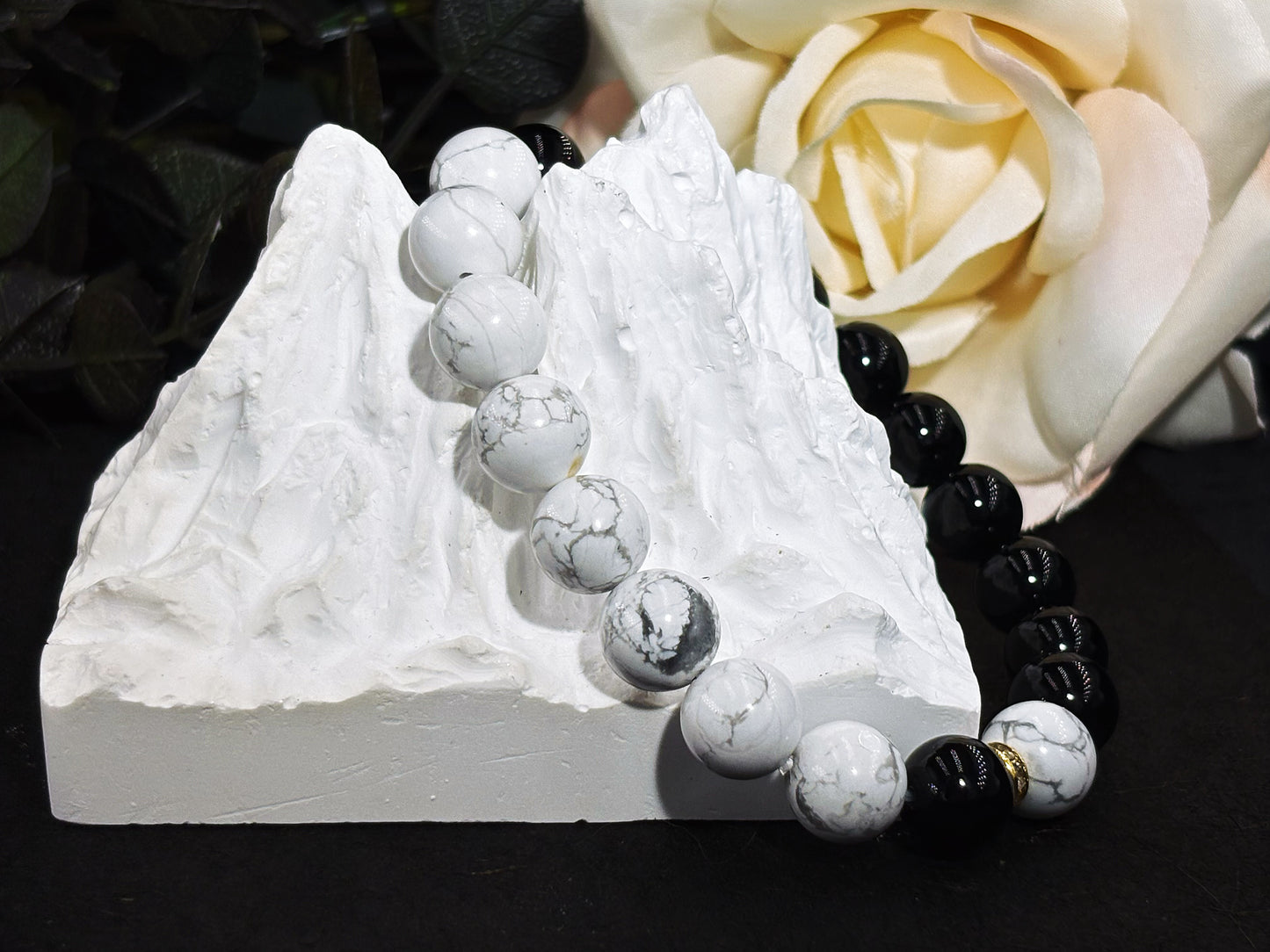 Serenity's Embrace Men's Bracelet-Black Onyx&Howlite 10mm