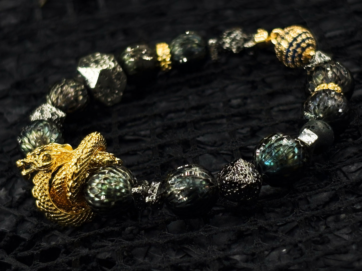 Heart of the Gold Dragon’s Song Men's Bracelet-Tahitian Dragon Scale Pearl&Dragon Coil Accessory 8mm