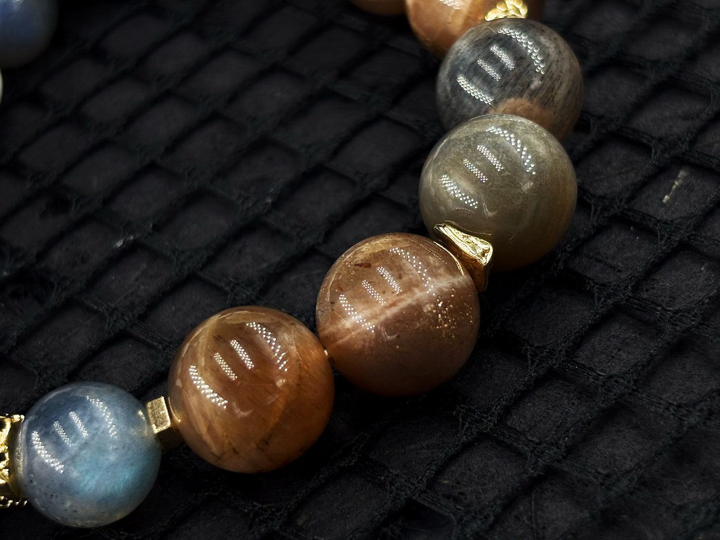 The Mark of Light Men's Bracelet-Howlite&Moonstone&Sunstone 10-12mm