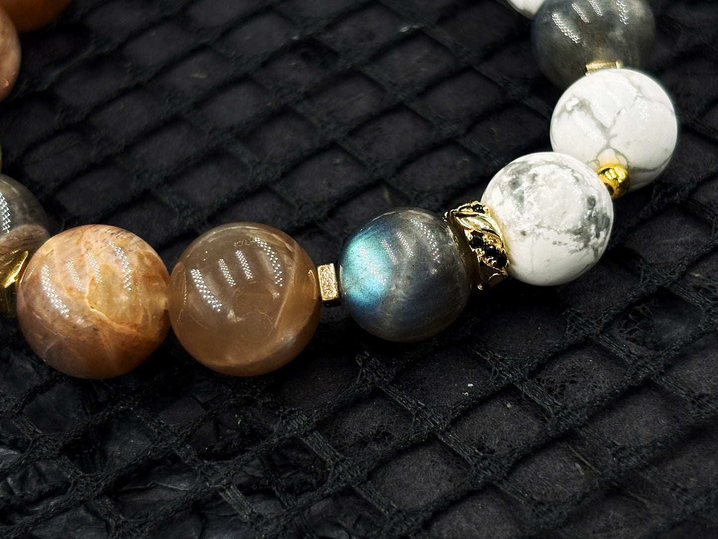 The Mark of Light Men's Bracelet-Howlite&Moonstone&Sunstone 10-12mm