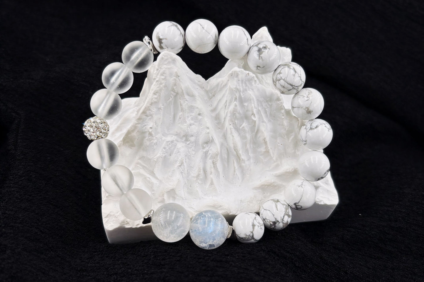 Serenity Veil Men's Bracelet-Clear Quartz&Howlite&Moonstone 10mm